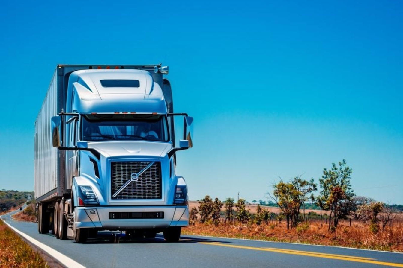 Gestión de Flota de Camiones de Carga